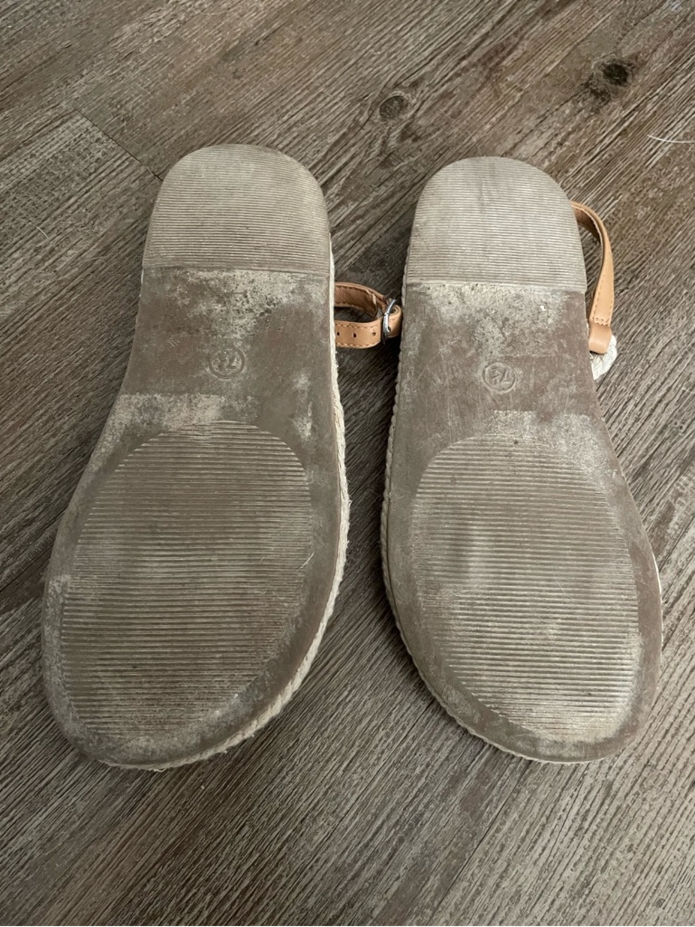 Universal Thread Rope Sandals - Picture 5 of 5